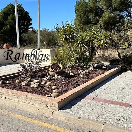 Orihuela - Las Ramblas - Casa Pino Dehesa de Campoamor  Buitenkant foto